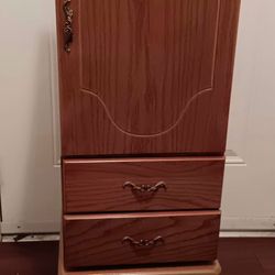 39 x13 x10 GORGEOUS Wooden Jewelry Armoire