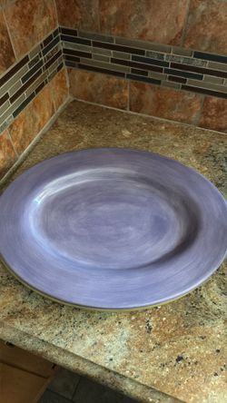 Purple & green serving plates $10 both obo