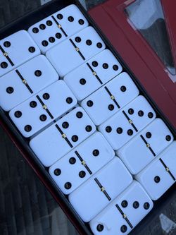 Dominoes