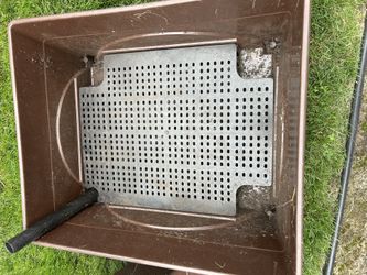 Rolling Self Watering Planters 2. $80 Value. Excellent Condition 