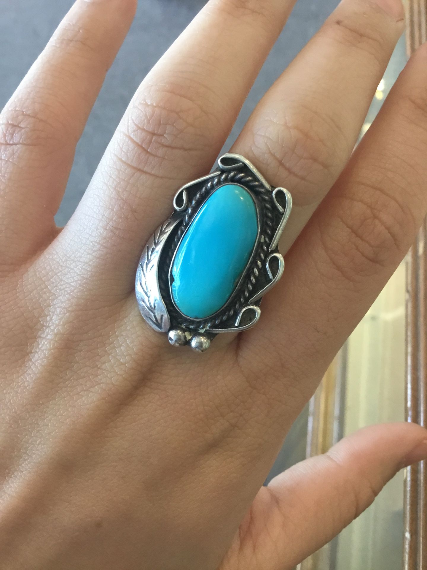 Sterling Silver Ladies Turquoise Fashion Ring Size 7.5