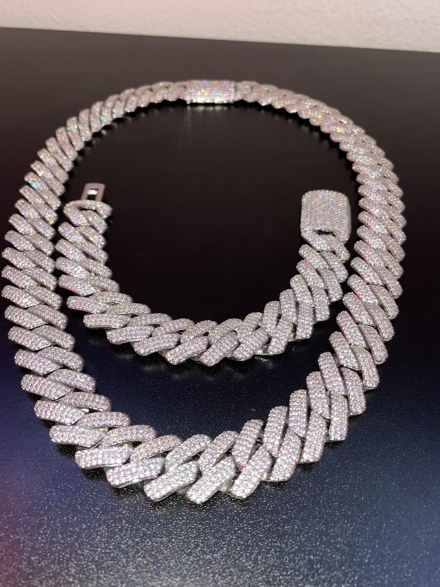 Bustdown Iced Out Cuban Link Chain Diamond Set for Sale in Miami, FL