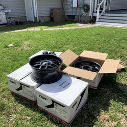 (5) Gloss Black Jeep Wrangler Rims, 18”x9”, 5x4.5, Great Condition, $450. Or B.o.