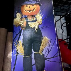 Vintage Large 24 inch Halloween Gemmy Animated Scarecrow with Lighted Pumpkin