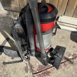 Milwaukee M18 Vacuum 