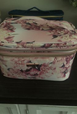 Make up bag