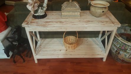 New, hand made, 58 x 30 x 17. Modern farmhouse console table