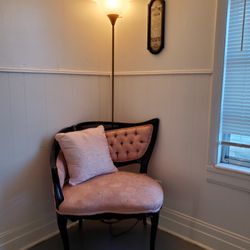 Vintage Pink Accent Chair With Pillow