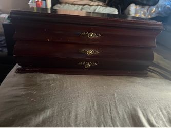Vintage jewelry box