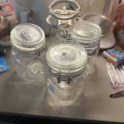 Glass jars*3