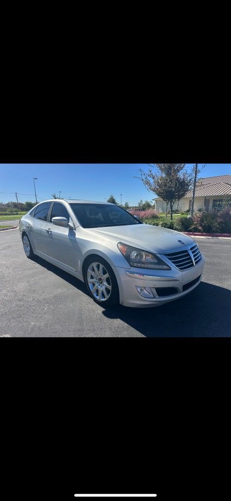 2011 Hyundai Equus