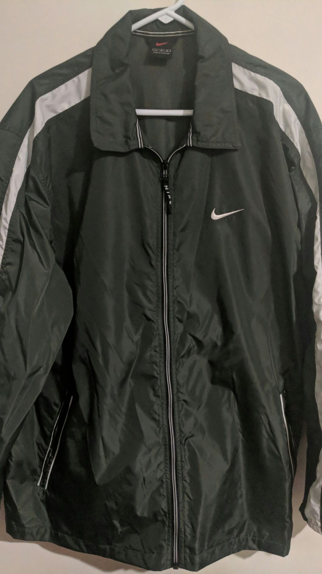 Nike Windbreaker Size L
