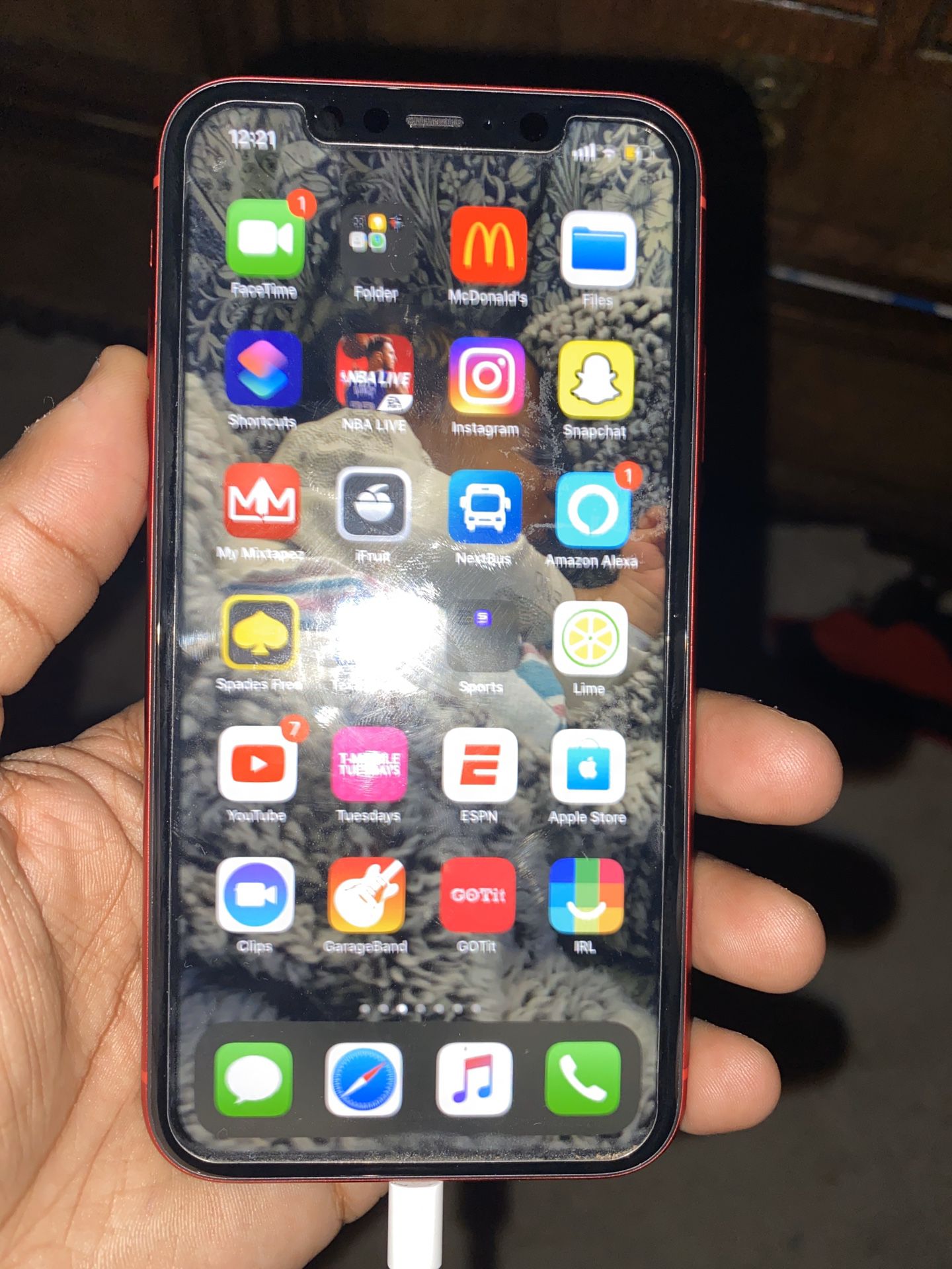 IPhone 11 (Red ) Unlocked T-Mobile No ICloud, Paid Off ,Like Brand New (No Shipping)