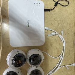 4 security Camera’s Audio Capable Indoor/outdoor (price Is OBO)