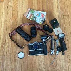 Canon camera and lenses Lot