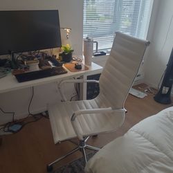 White leather swivel office chair