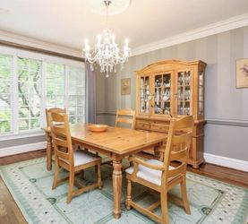 Broyhill fontana dining table discount