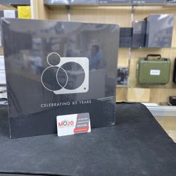Hasselblad 50MP 907x & CFV II 50C Digital Back Anniversary Edition
