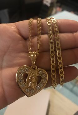 Chain and charm gold plated