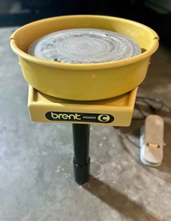 Brent pottery wheel model C