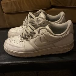 Nike Air Force 1 White – Men’s 10.5