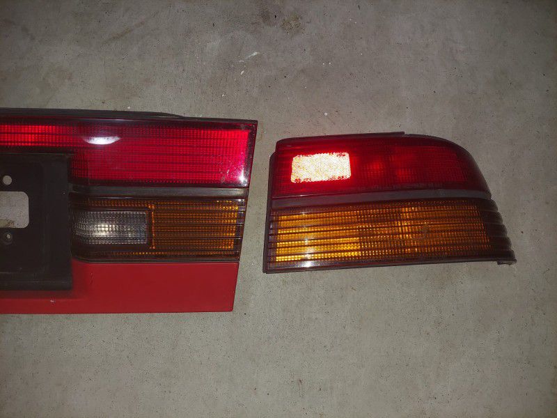 Mazda 626 - MX6 Taillights 