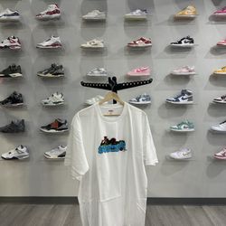 Brand New Supreme Catwoman Tee White Size XL