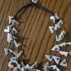 Seashell choker style necklace elegant $15 free shipping