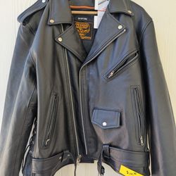 BRAND NEW LEATHER JACKET