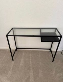 Small desk for computer for wine bar