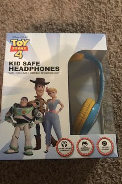 Toy Story 4 kid safe headphones brand new