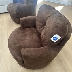Comfortable Swivel Chairs