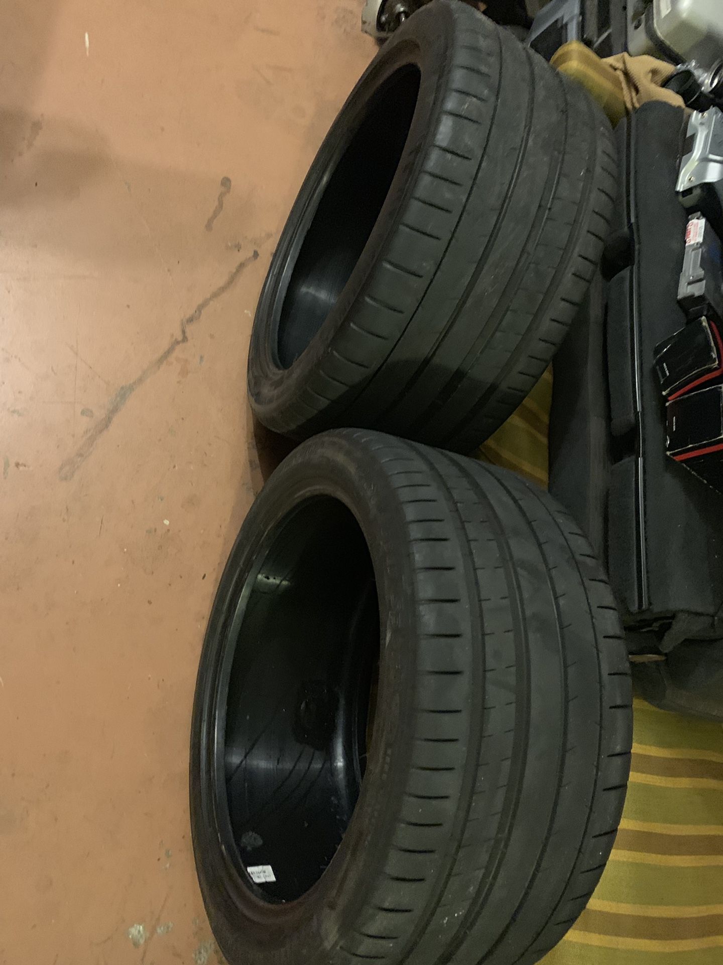P285/35ZR19 Michelin Pilot super sport ZP (2)