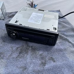 Kenwood Stereo KDC-HD548U