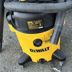 DeWalt Steathsonic Wet/Dry Vacuum