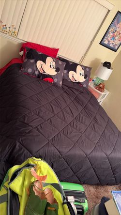 Queen Bed