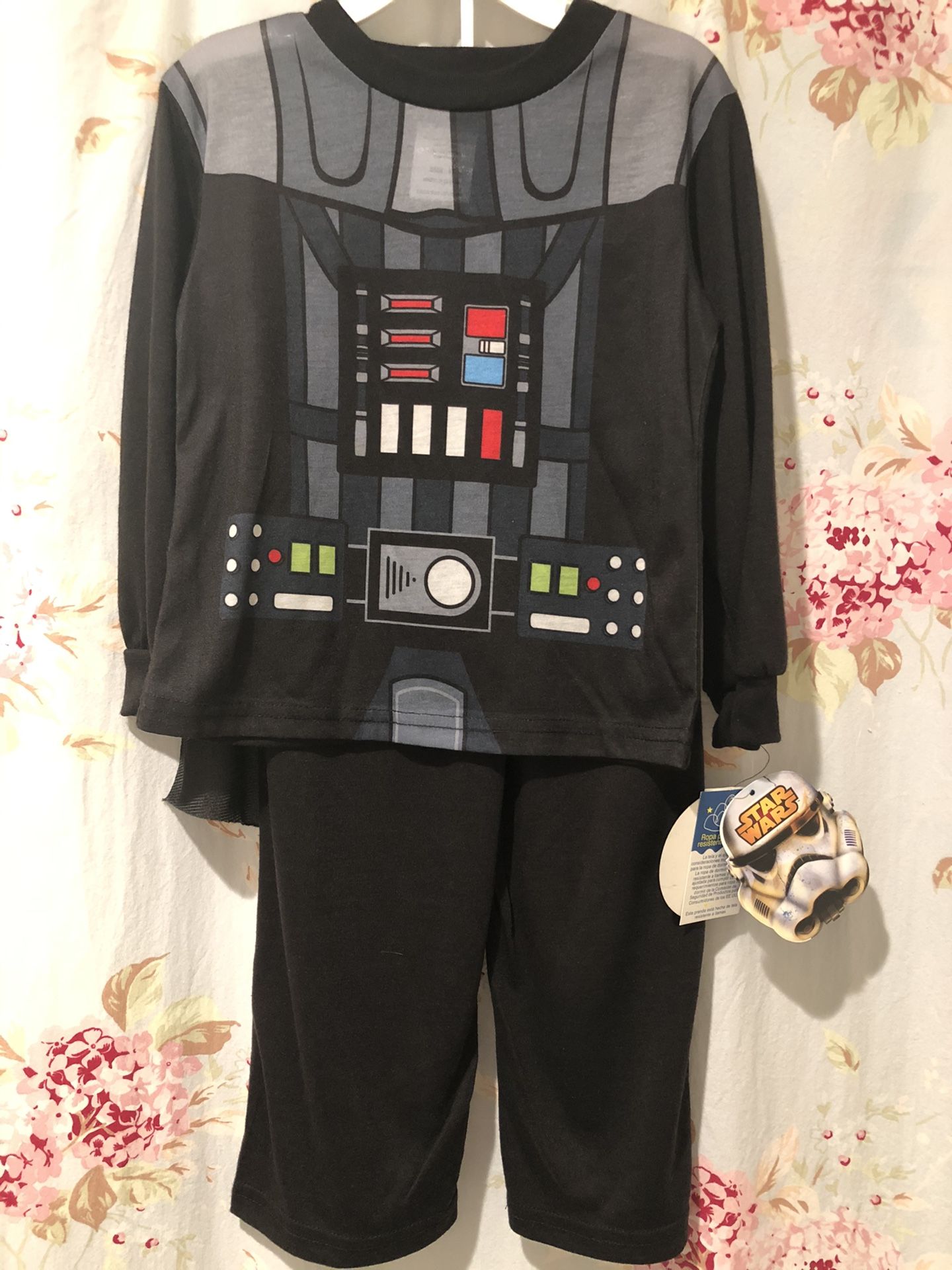 STAR ⭐️ WARS PAJAMAS $5.00
