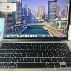 Apple MacBook Air M2 Chip