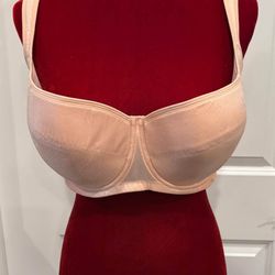 Bra brassiere new 42D underwire undergarment beige