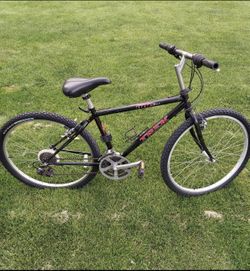 Tuned Up Trek 800 Sport Hybrid Bike