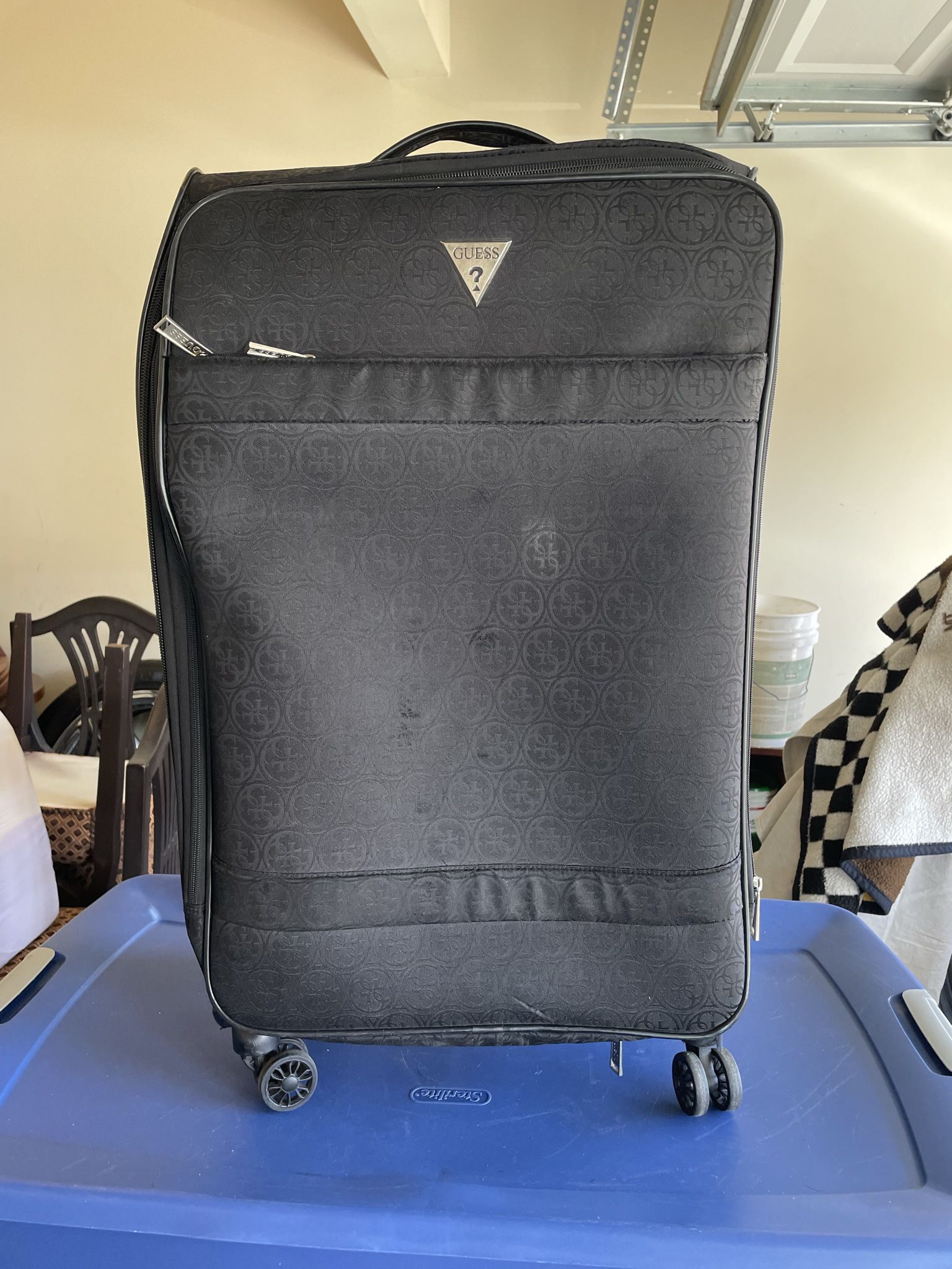 XXL Guess Travel Bag