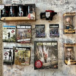 The Walking Dead Collectibles – Figures, Blu Ray, Book, Glasses, Bobbleheads 