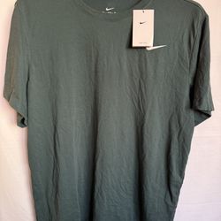 Nike Dri-FIT Men’s T-Shirt Green Athletic Training Tee Lightweight Breathable