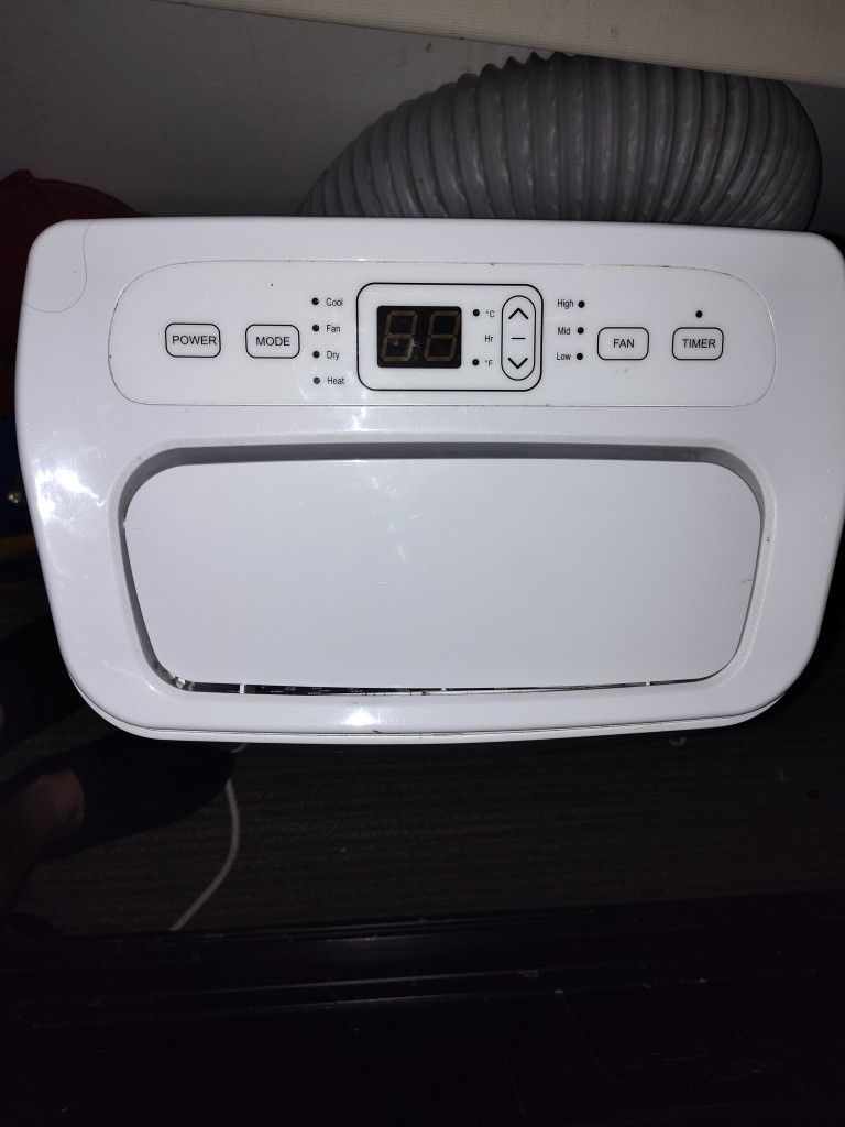 Heater AC Unit Humidifier Powerful Fan. 4 In 1 Portable AC And Heating Unit. 14000 BTU