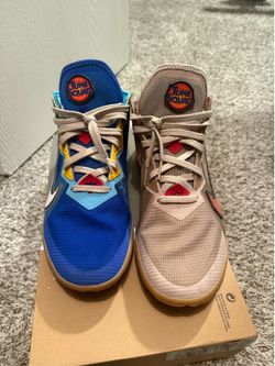 NIKE LEBRON