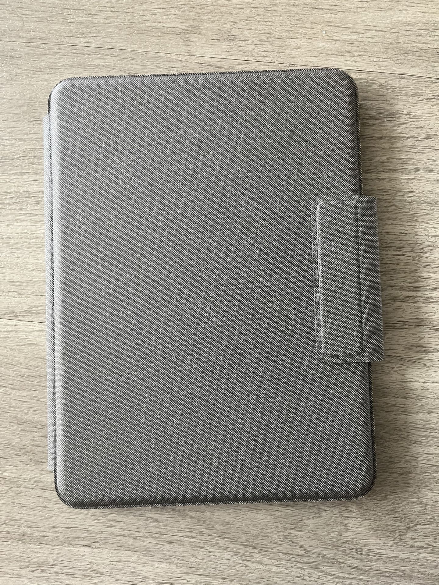 Logitech Folio Touch Keyboard Case iPad Air 4/5th Gen, ipad Pro 11 1st Gen Gray