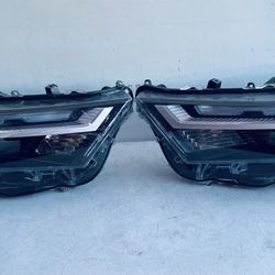 2022-2025 TOYOTA RAV4 LEFT AND RIGHT SIDE HEADLIGHT LED OEM CHROME LETTER ( L )