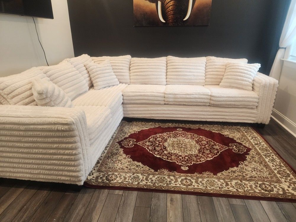 *SOFTEST EVER!!!* Brand New Byers Market Wham Cream Thick Corduroy 2pc Full Length Sectionals