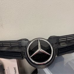 Mercedes OEM SLK 350 and 250 grill