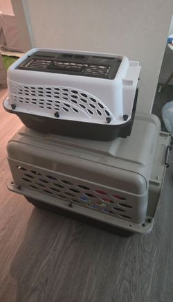 2 size cages for pets or animals